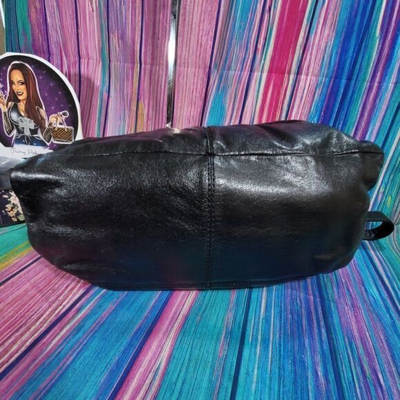 GIVENCHY Calfskin Medium Pandora Black - Picture 9 of 15